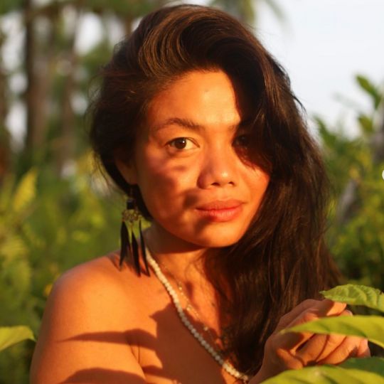 Olera Nilos Energetic Healing practitioner at Vultun Siargao