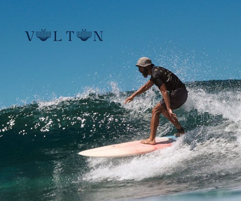 vultun surfer at rock island